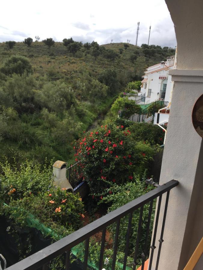 Cozy Studio In Benajarafe With Chimney المظهر الخارجي الصورة